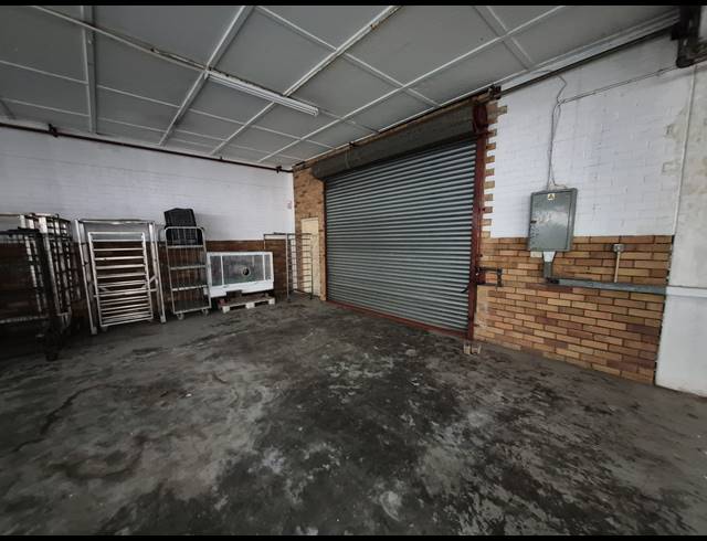 2,000M² WAREHOUSE TO LET IN BENROSE
